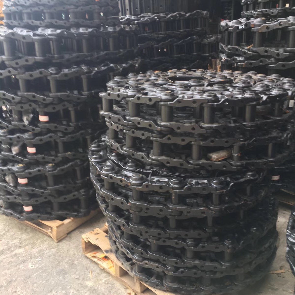 New Universal construction vehicles excavator chain for 50 tons crawler excavator Komatsu Hitachi Kato all models