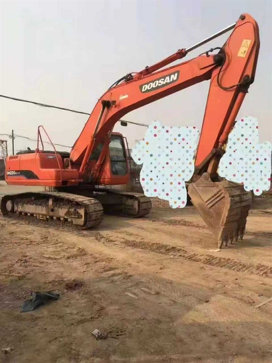 Used Doosan 20 tons excavator DH220LC7