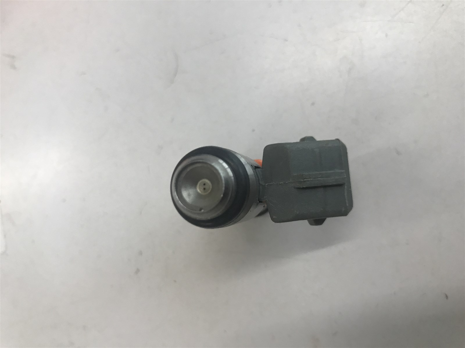 Vstrekovaci ventil 1677KW 1474KW 036906031A IWP025 FUEL INJECTOR VW BORA