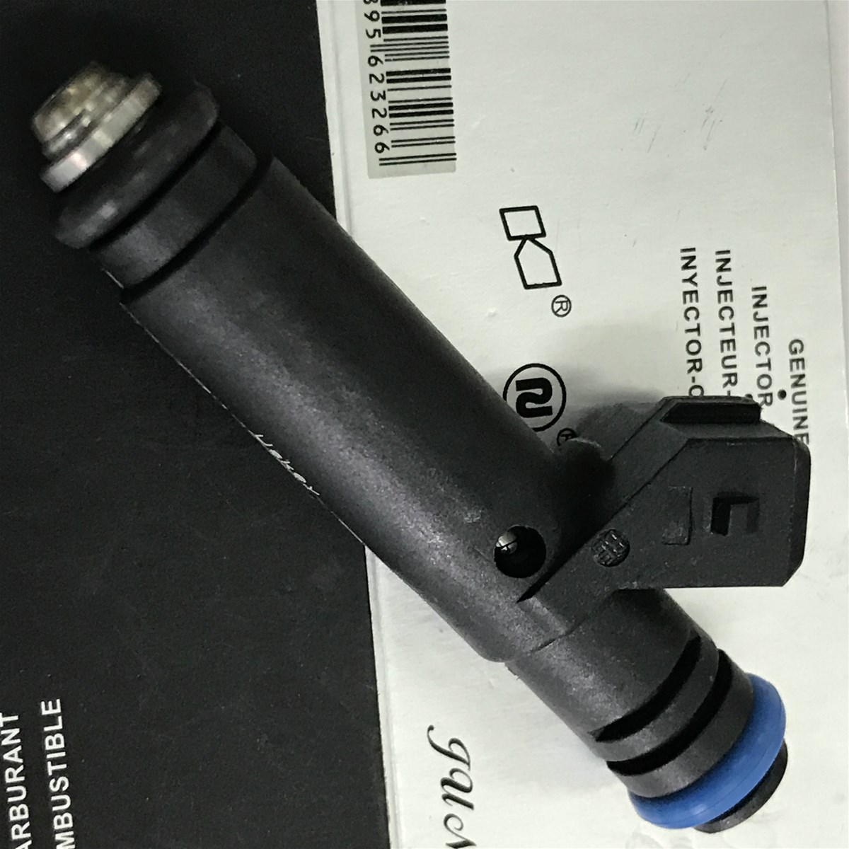 Injecteur pour Renault R9 R19 ClioKango K7J Enjektor 8200128961