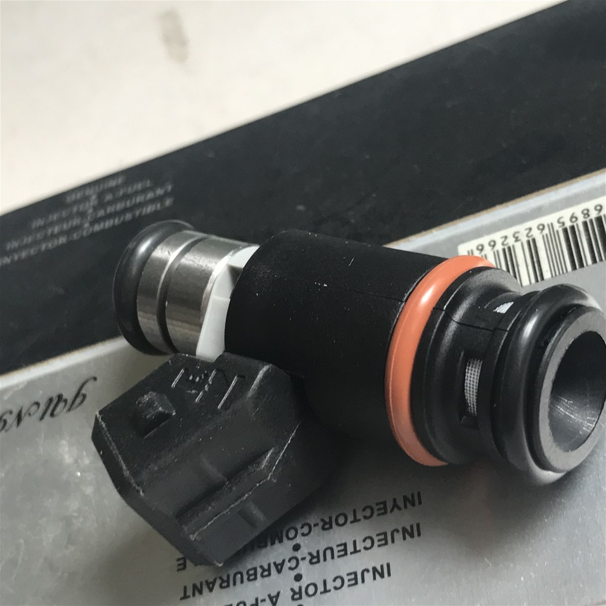 Fuel Injector VW EuroVan Golf Jetta 28 V6 IWP076 021906031D CORABELLE VW T5