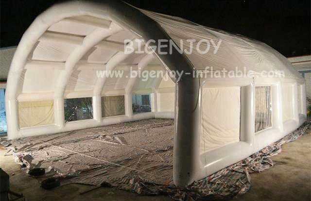 White large inflatable wedding tent for party with clear window