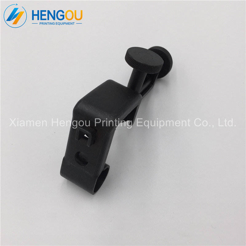 1 pcs feeder brush holder 66028105F for heidelberg printing machine SM102 CD102 SM74 SM52 PM52 PM74 MO