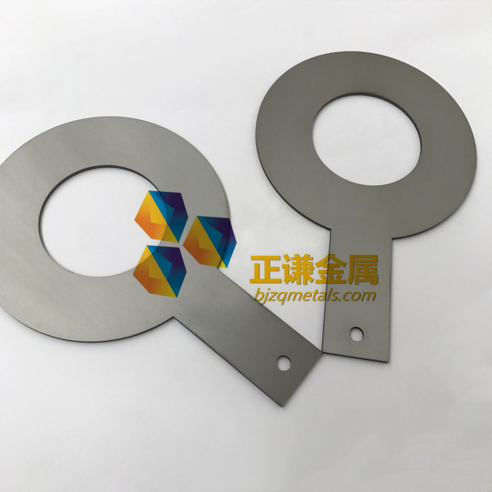 Tantalum grounding ring for electromagnetic flowmeters