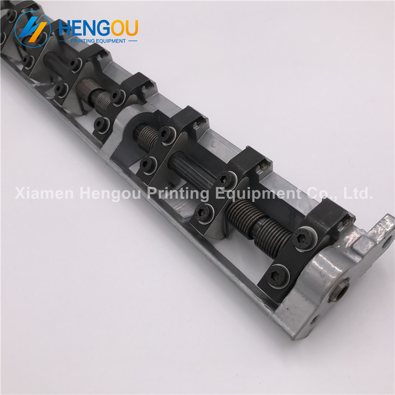 2 pieces offset SM52 PM52 machine Delivery Gripper Bar G4014001F SM52 printing machine parts