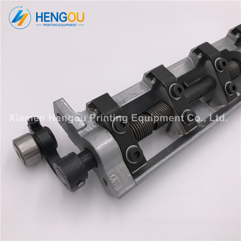 2 pieces offset SM52 PM52 machine Delivery Gripper Bar G4014001F SM52 printing machine parts