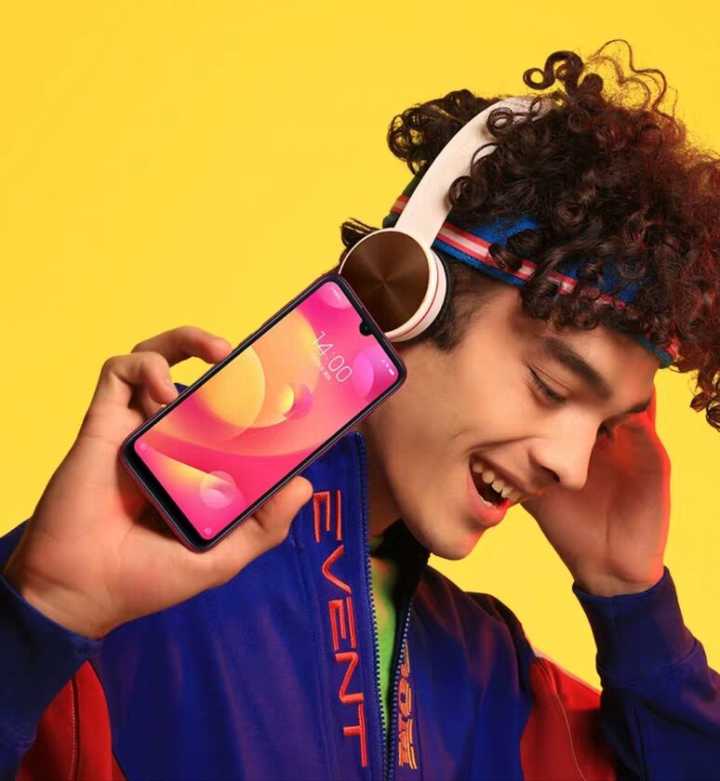 Xiaomi play 8th Anniversary Youth Edition full screen double Card dual standby Mobile smartphone