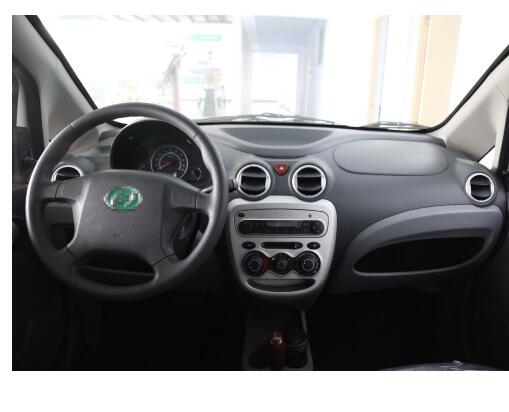 5 Seats EEC Certificate Europe New Energy Battery Electric Car