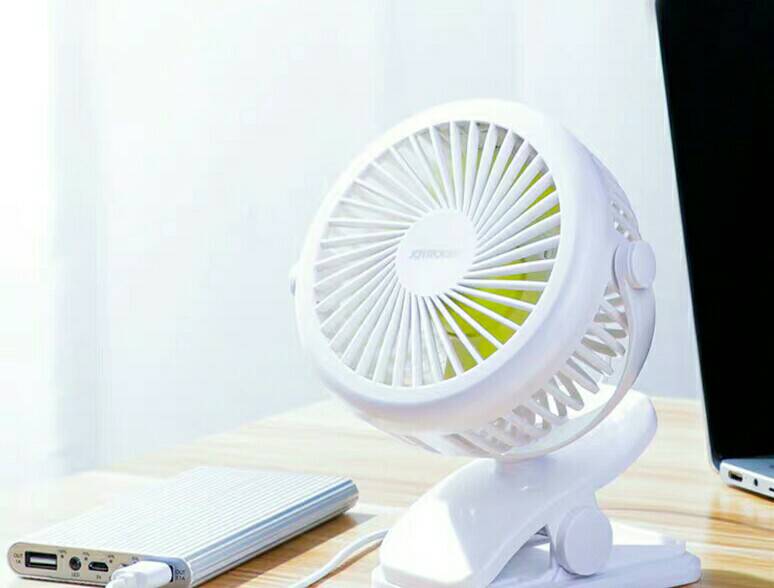 A Kind of Desk FanThere are many style you can choose