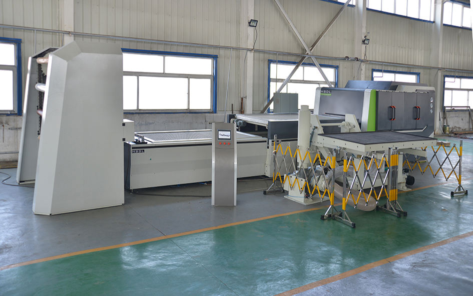 high productivity hot press laminating machine TM3000P for high gloss door