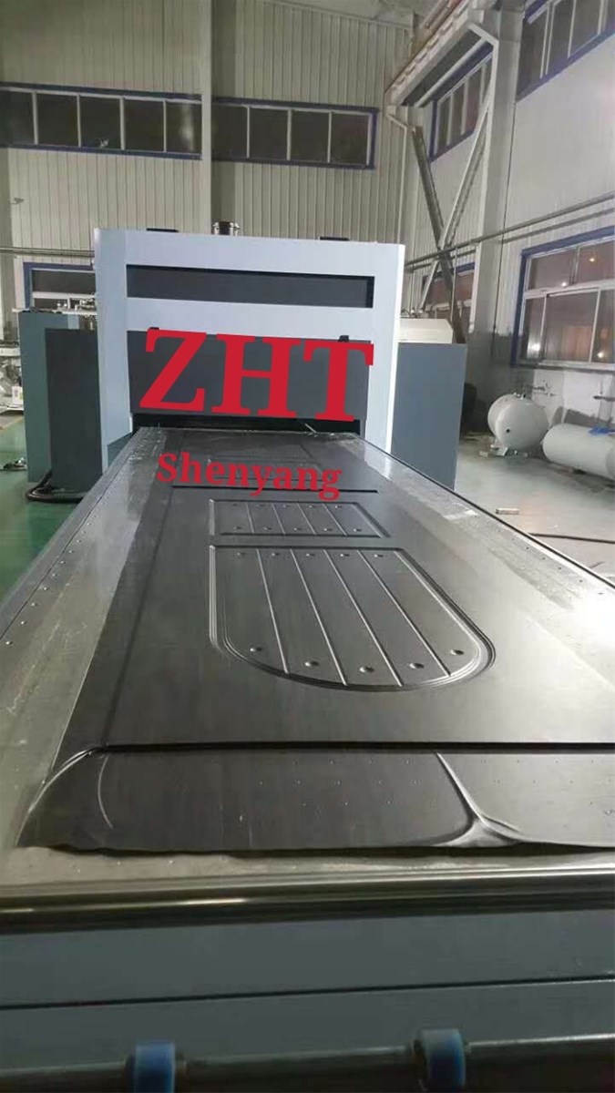TM4500 Film Vacuum Press Machine for PVC Paintfree Door Manufacturer Zhanhongtu China
