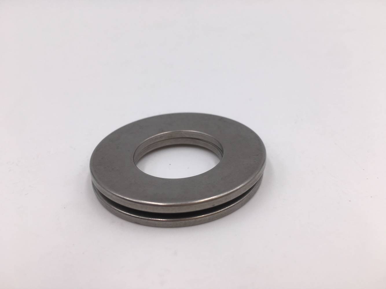 High temperature and high pressure resistant disc spring