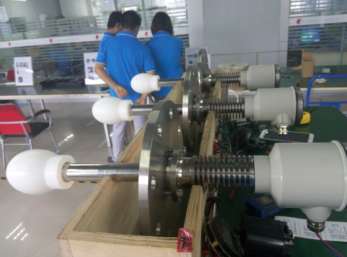 High quality guided wave radar level sensor solid radar level meter for grain silos