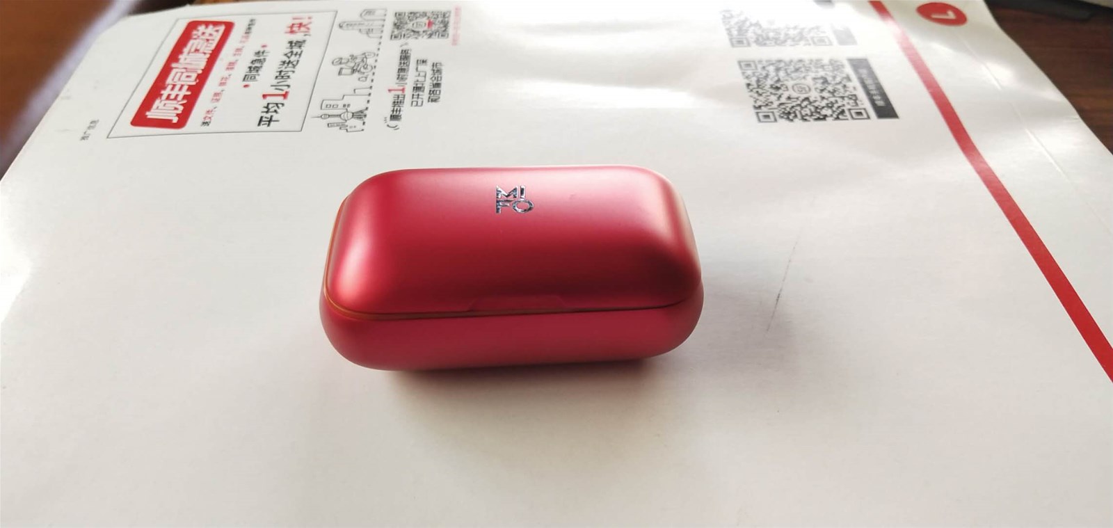 Electronic cigarette housing with sus and aluminum high gloss surface treatment