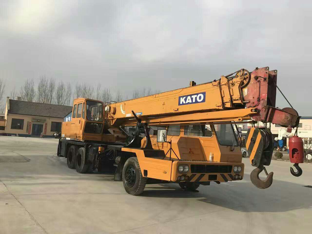 Kato Crane 25 Ton nk250e truck mobile cranes