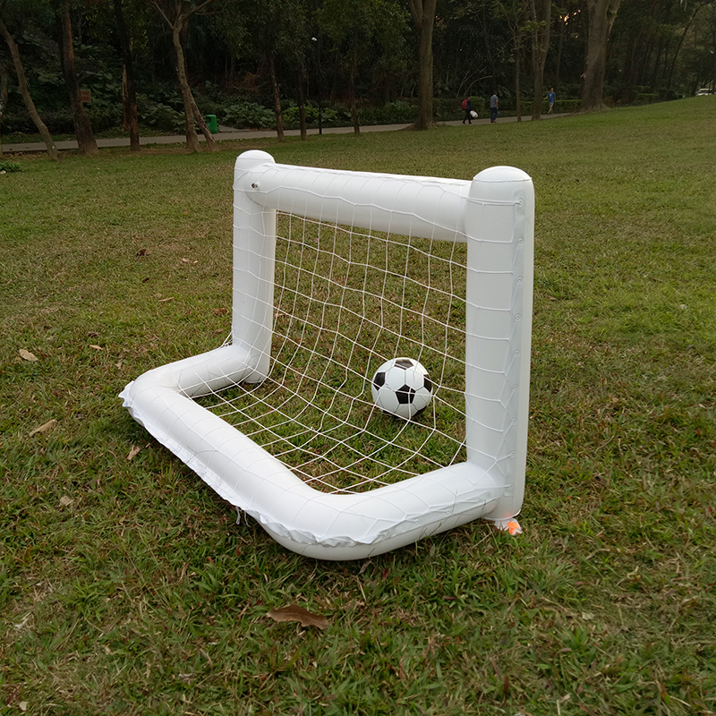 PVC inflatable football door toys sell well in Europe and America with tennis ball frame gifts can be customized