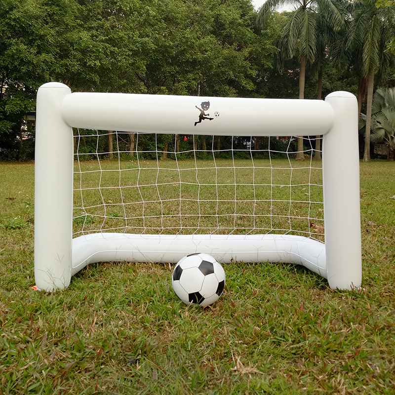 PVC inflatable football door toys sell well in Europe and America with tennis ball frame gifts can be customized