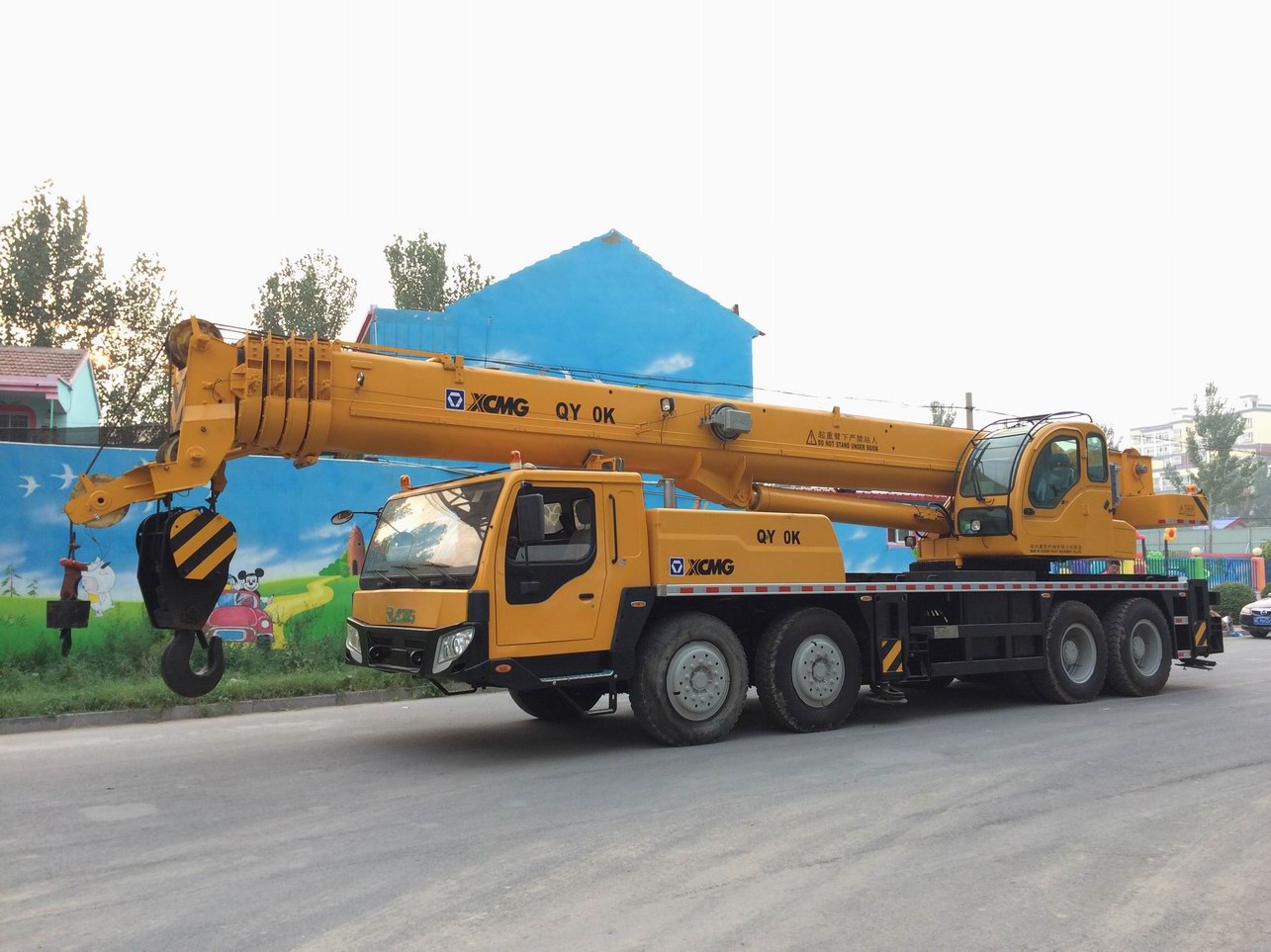 xcmg crane 70 ton qy70k used mobile truck crane cheap sale