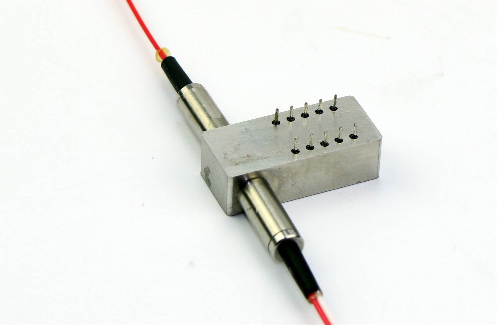 3 Years Warranty 12 MEMS Optic Switch Fiber Optical Switch with Low Insertion Loss