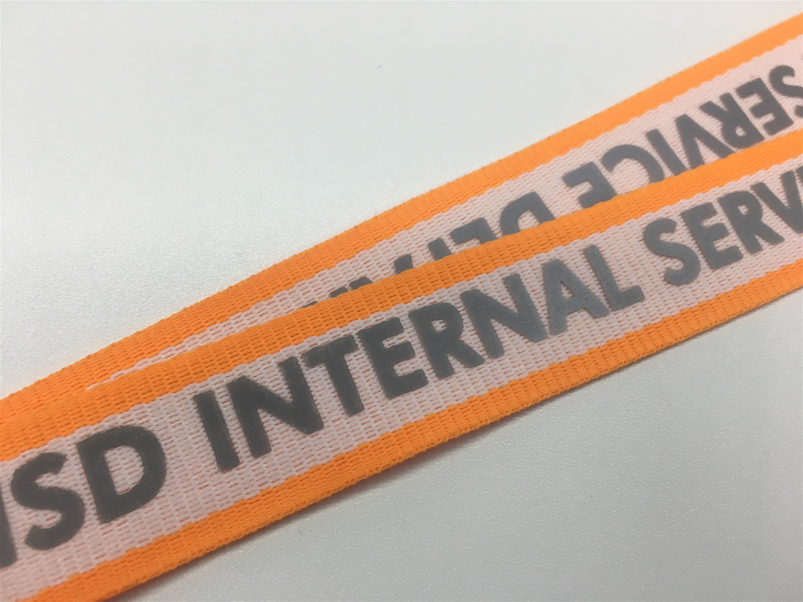 Manufacturer Factory Customized Polyester Ribbon Satin Lanyard for Keys ID Card around Neck Safety Clip Buckle Metal
