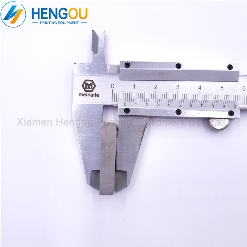 10 pieces high quality Mitsubishi 3F gripper pad nettedSize 30x15x6mm offset printing machine spare parts