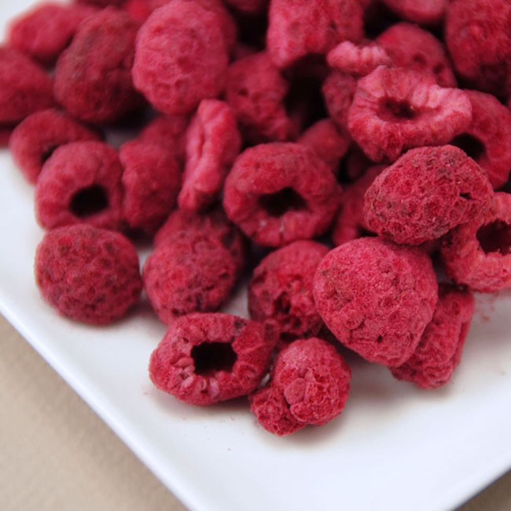 Freeze dried raspberries whole berries for health foods fruit tea ingredient origin North America