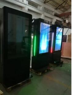 55 Outdoor Double Sided Kiosk with LED StripTouch Foil2000NITS4000NITS Option