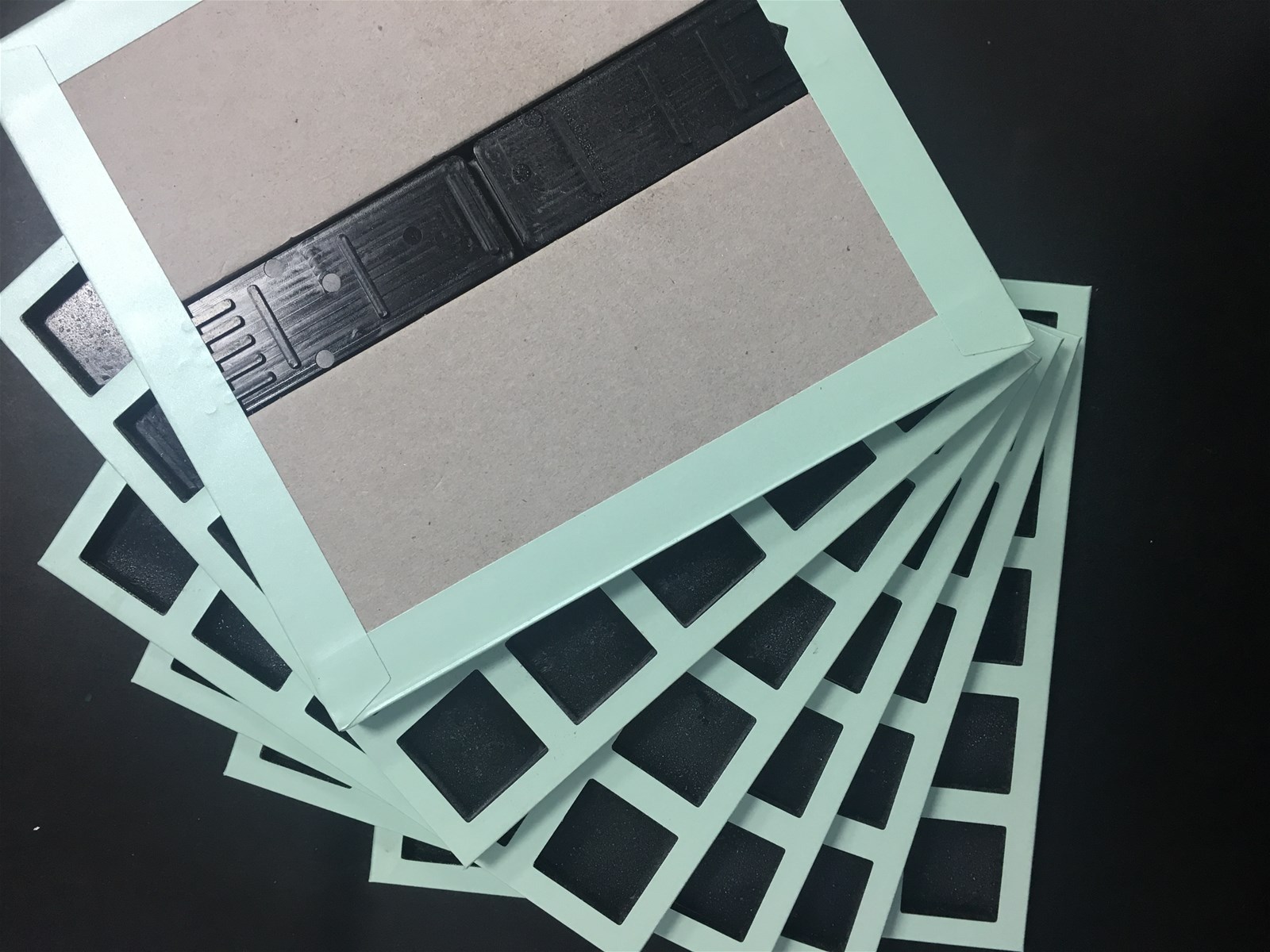 cosmetic box making machine eye shadow box making