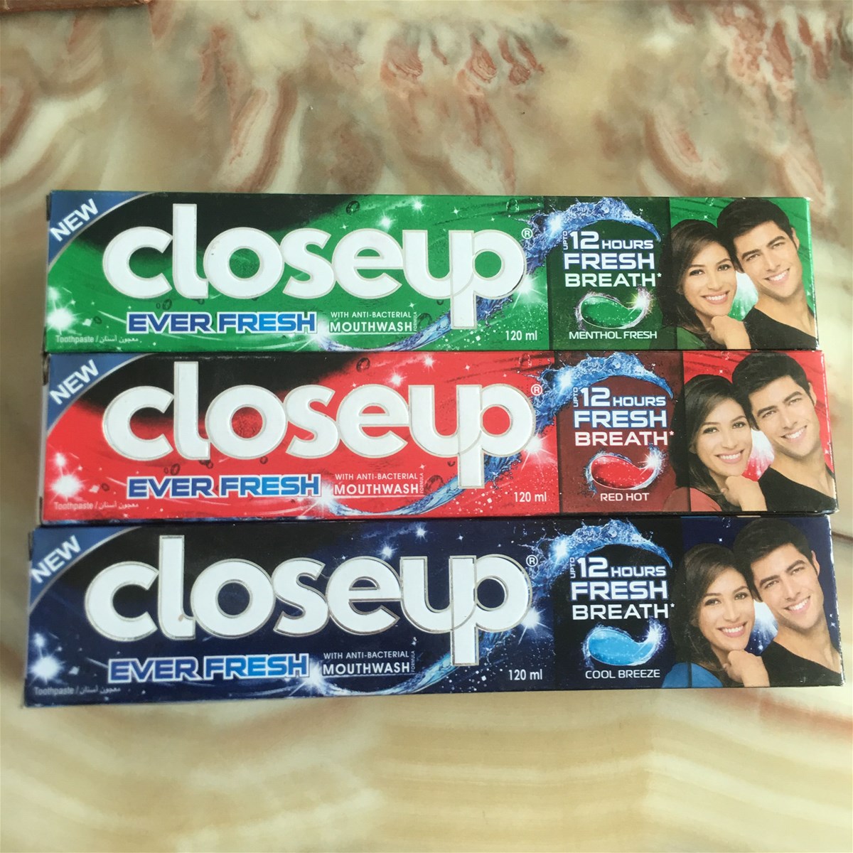 SELLING CLOSE UP TOOTHPASTE GEL GREEN MENTHOL FRESH DEEP ACTION