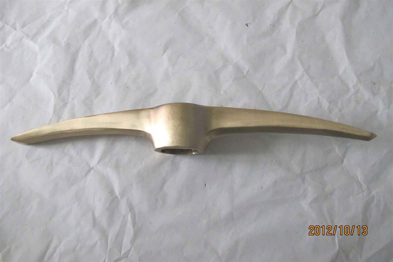 beryllium copper or aluminum bronze non sparking pickaxe with handle