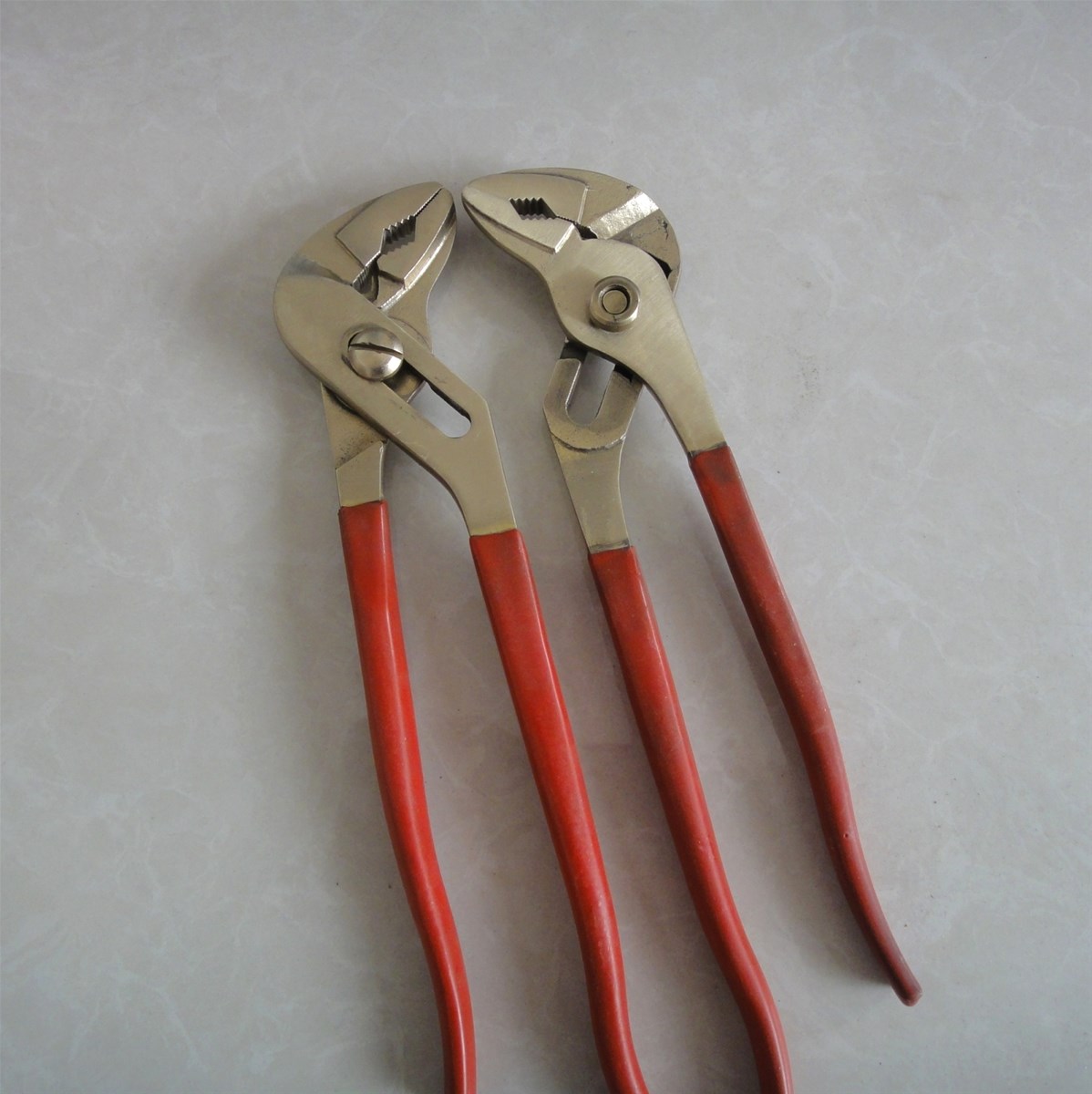 non sparking beryllium copper or aluminum bronze groove joint pliers 10