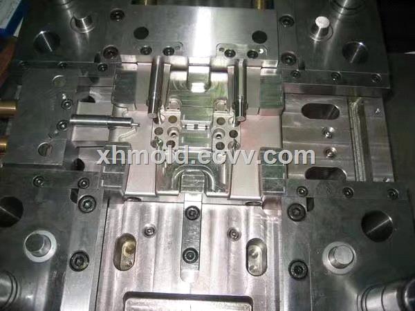 custom plastic hot runner injection moulds mold toolingmoulding