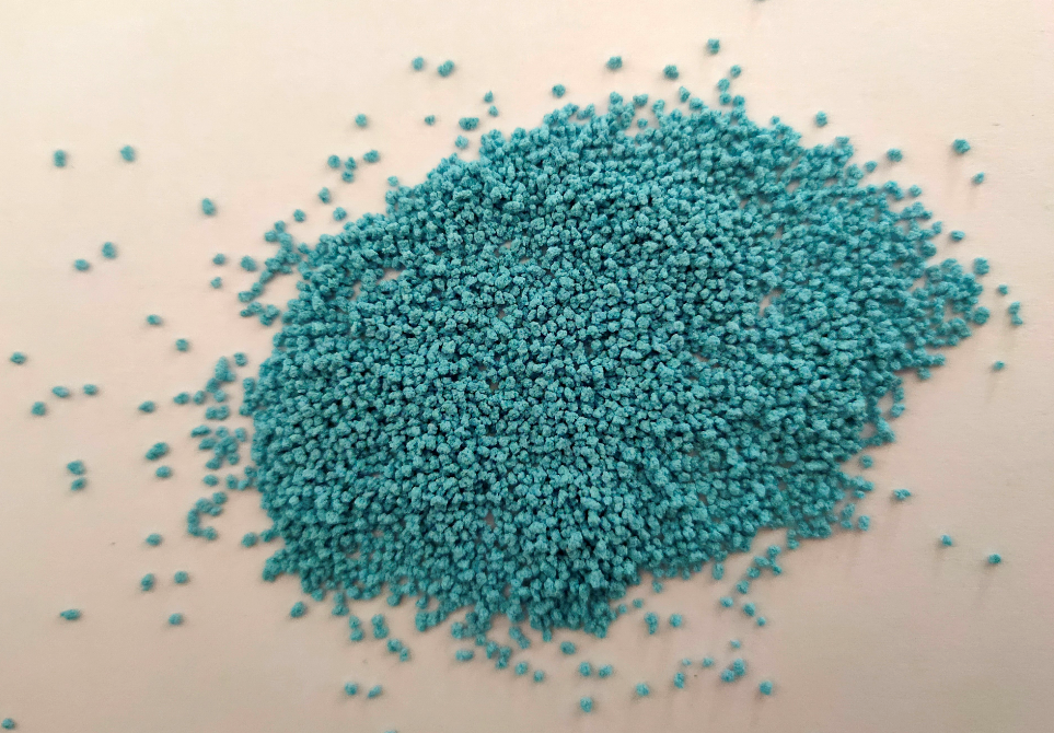 Colorful speckles for detergent powder