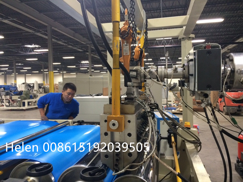 3 Layers 800mm Width PP Foam Sheet Extrusion Machine