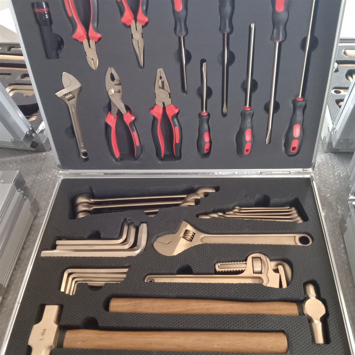 non sparking safety hand tools set