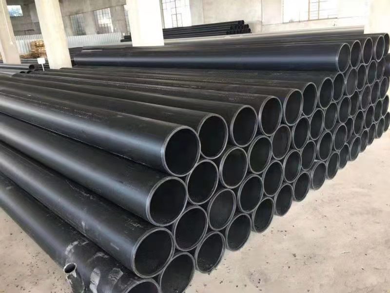 Steel wire mesh skeleton PE wear resistant composite pipe