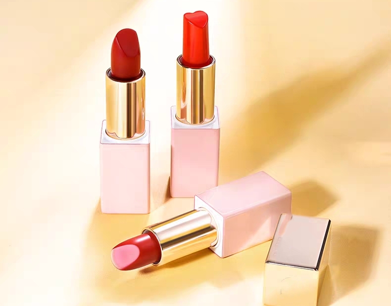 Unique Lipstick moisturizing lipstick lasting moisture waterproof not easy to decolorize