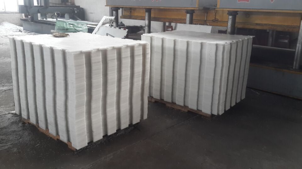 self lubricating and easy moving uhmwpe plastic synthetic ice panel sheet 1000mm x 1000mm