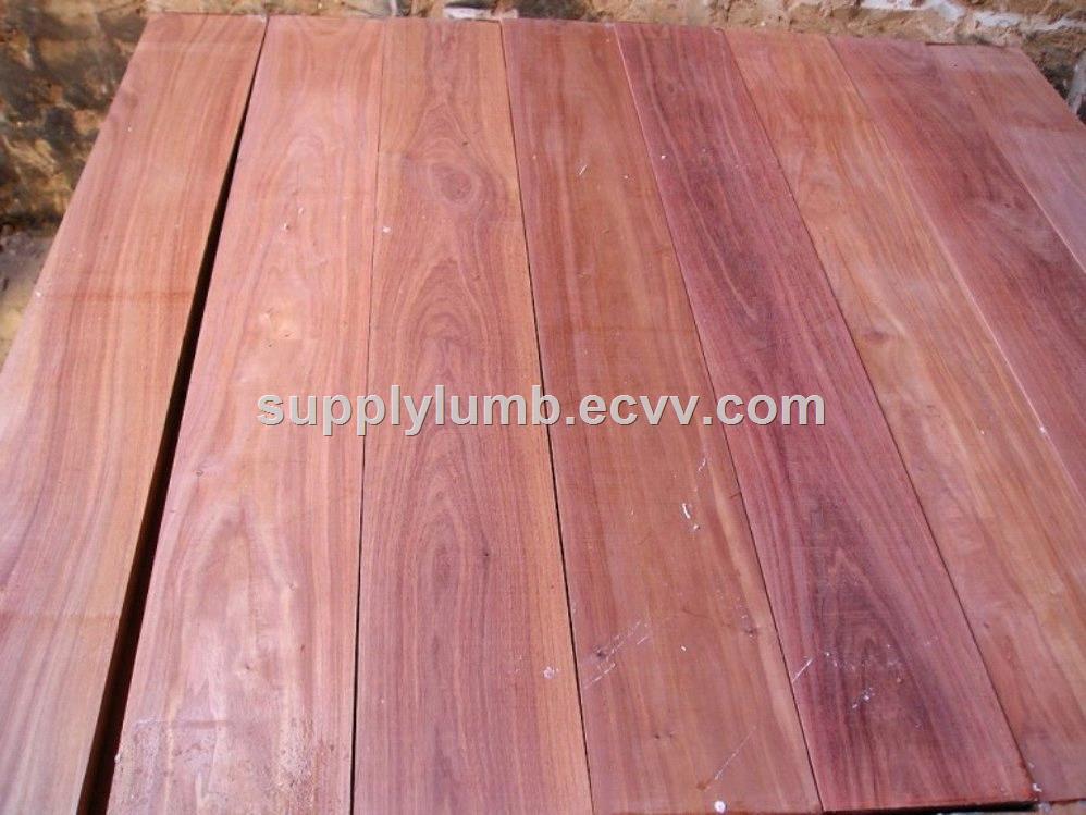 Sell of Balsamo with smell Balsam of Tolu Santos Mahogany on Wooden Planks