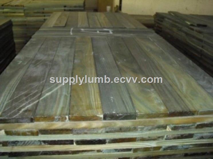 Sell of Palo Santo Lignum vitae on Wooden planks