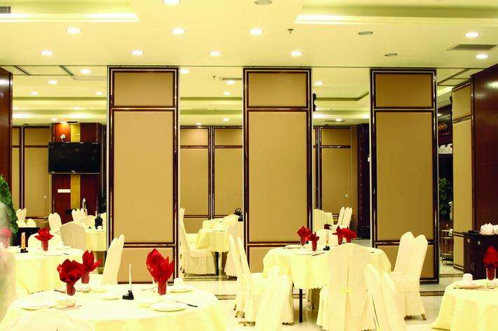 ready for ship hotel movable wall partitionfolding dooroperable wall partitionacoustic wall partition wholesales