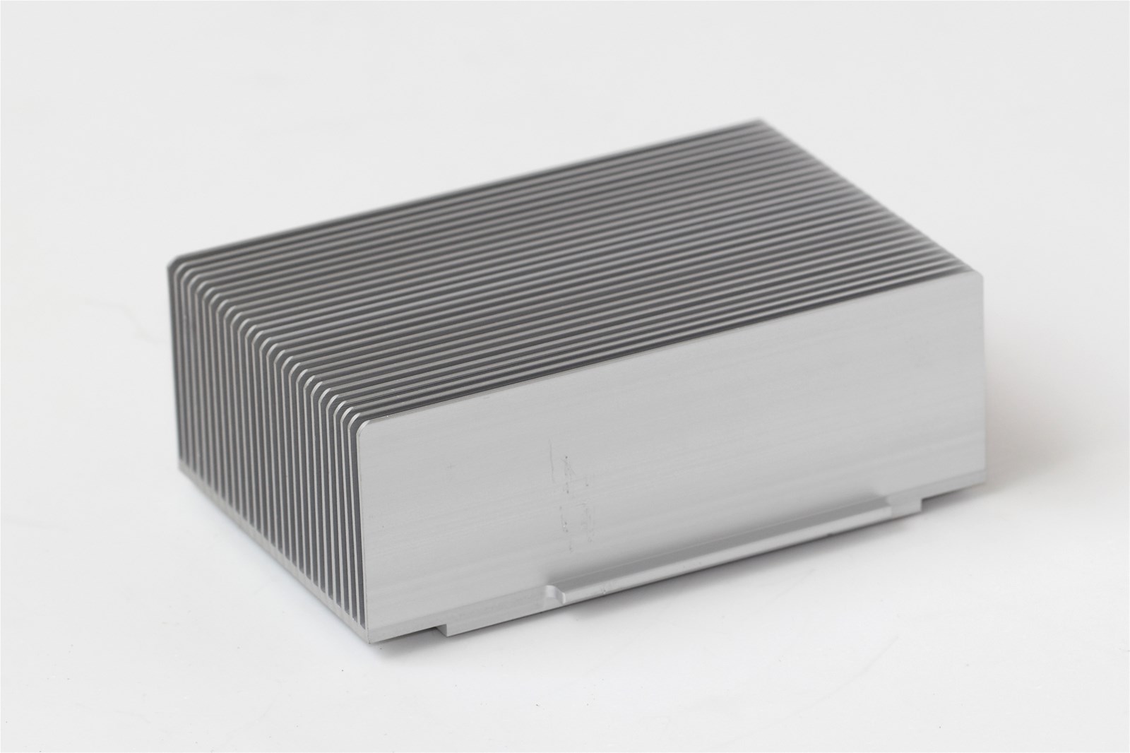 custom aluminum extruion heat sink cooler