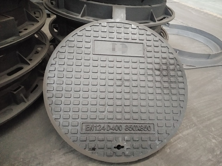 Manhole Covers Ductile Iron En124 B125 C250 D400