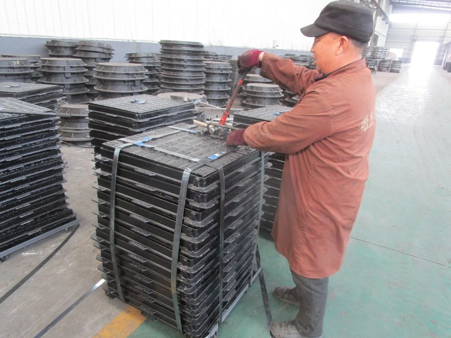 Ductile Iron Manhole Cover Antisedimentation D400