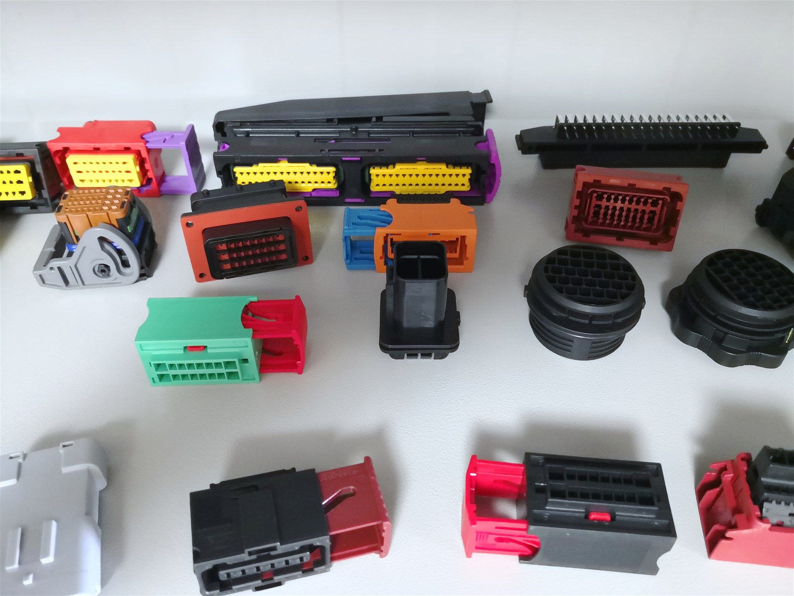 Best Selling Products Car Part Waterproof Connector
