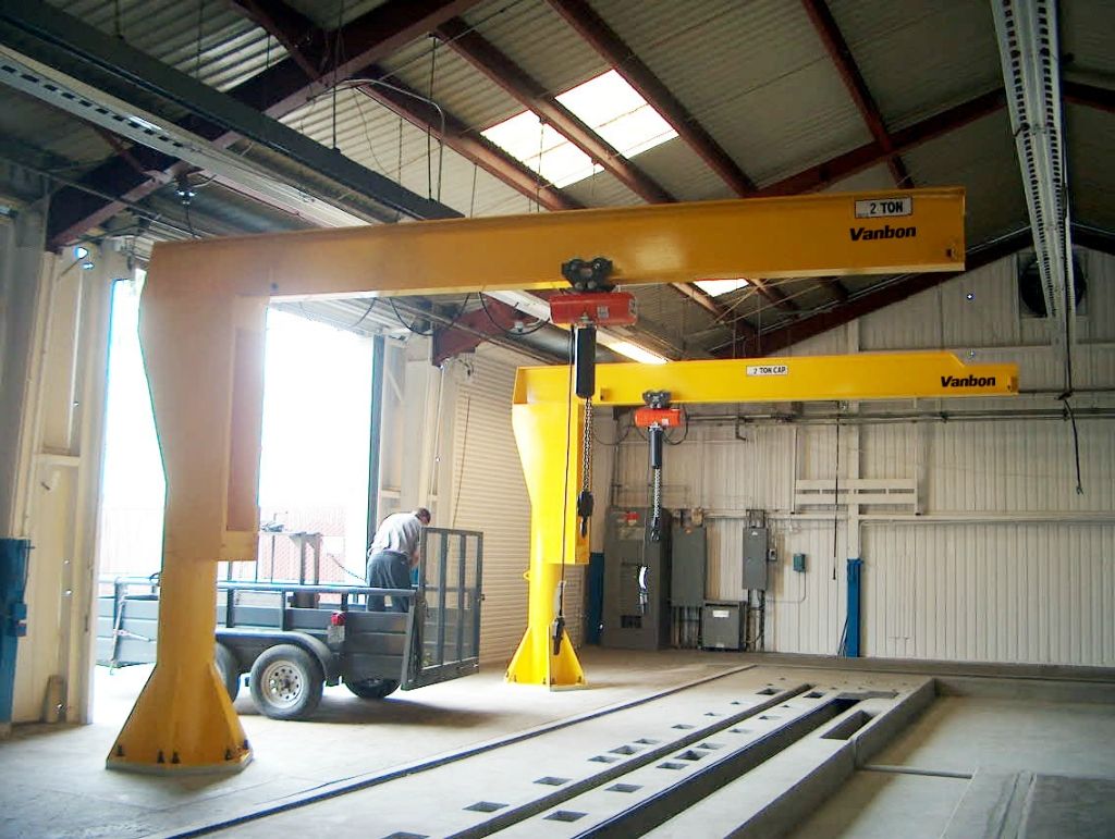 Cantilever crane column cantilever crane 360 degree rotation