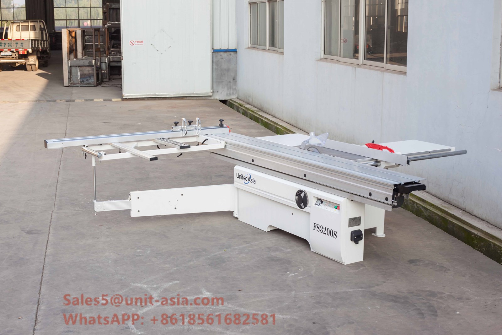 Qingdao Precision Cheap Price Auto Wood Cutting Sliding Table Machine for Woodworking