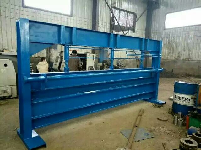 4M steel sheet bending machine