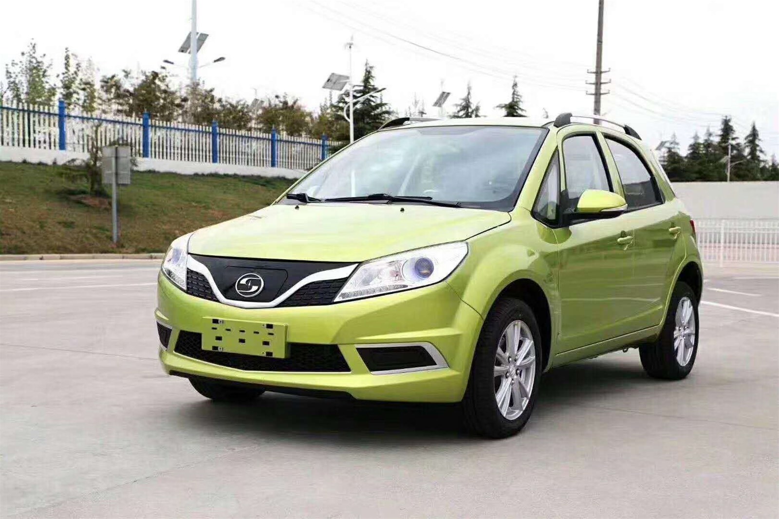 2020 hot seller new design electric car with 130KM high speed 440km mileage elctrical vehicle automobile