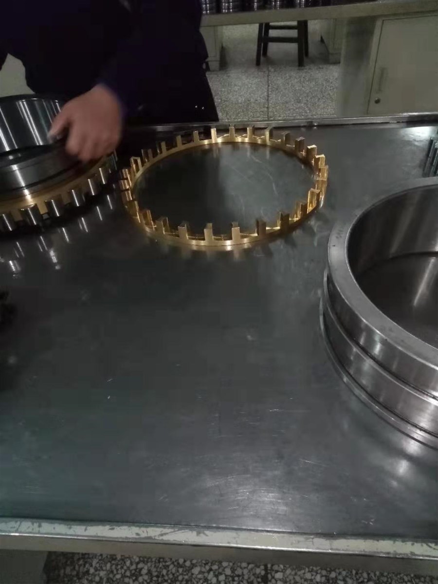 NCF 3076V full complement cylindrical roller bearing
